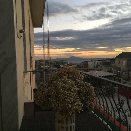 Апартаменты Red Sunset